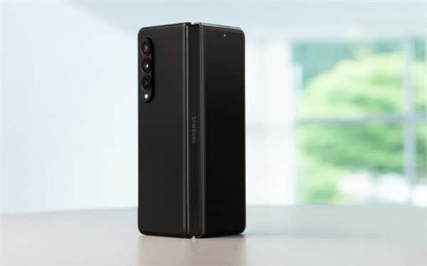三星发布全新折叠屏Galaxy Z Fold3 5G：20万次开合