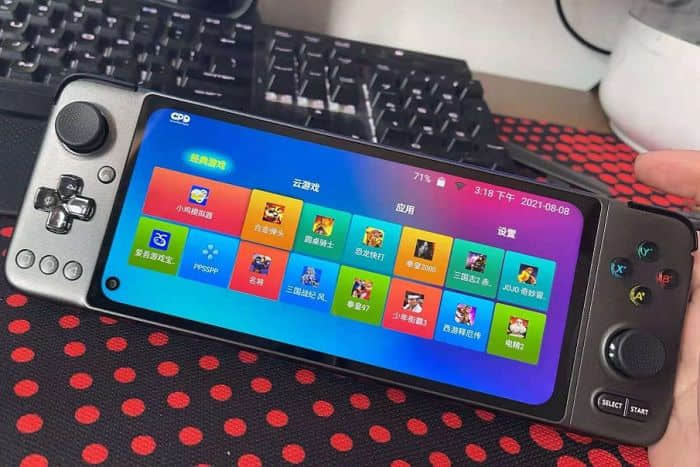 GPD-XP Android掌机项目曝光 采用半可拆卸式手柄设计